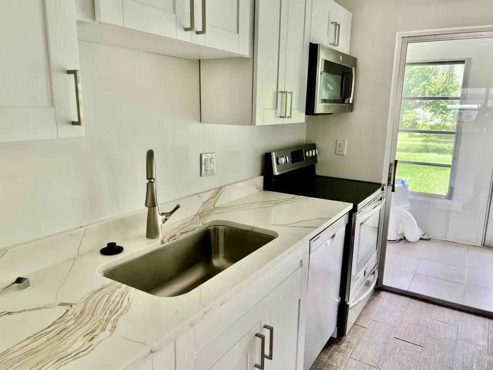 7205 NW 5TH PLACE #105 Margate, FL 33063