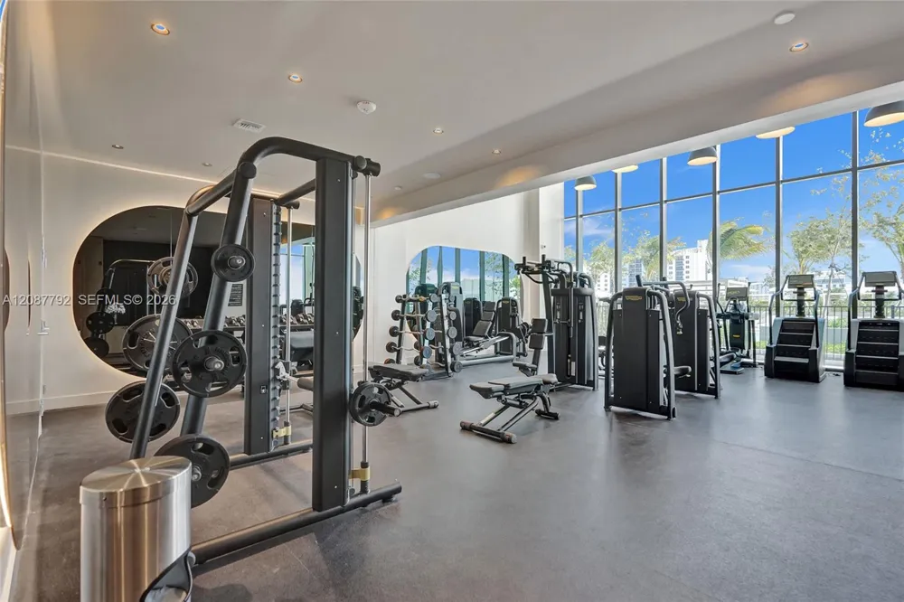 580 72 unit 1110 #1110 Miami, FL 33141