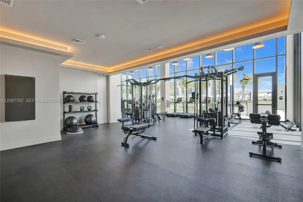 580 72 unit 1110 #1110 Miami, FL 33141