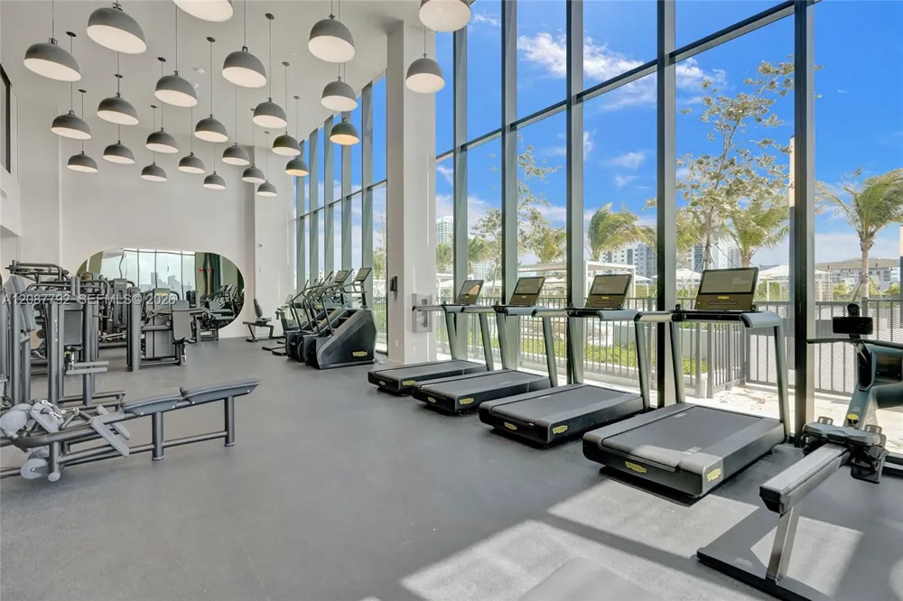580 72 unit 1110 #1110 Miami, FL 33141