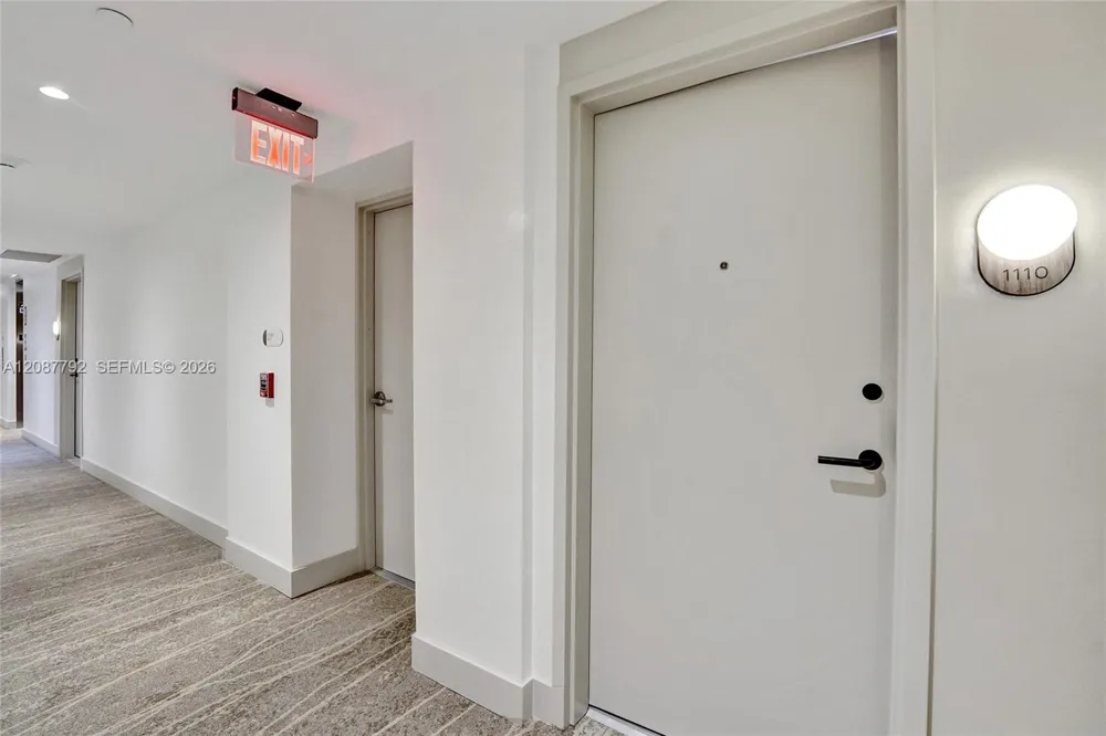 580 72 unit 1110 #1110 Miami, FL 33141