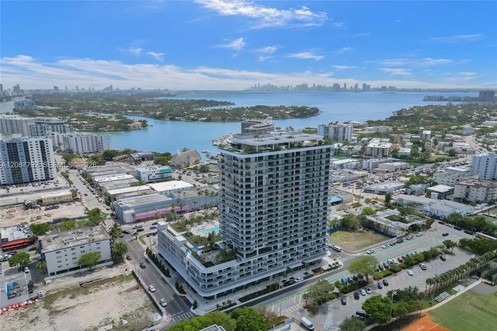 580 72 unit 1110 #1110 Miami, FL 33141