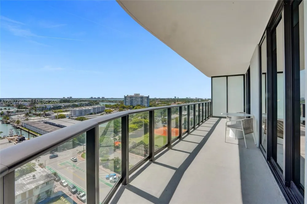 580 72 unit 1110 #1110 Miami, FL 33141