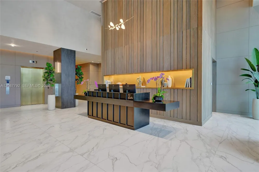 580 72 unit 1110 #1110 Miami, FL 33141