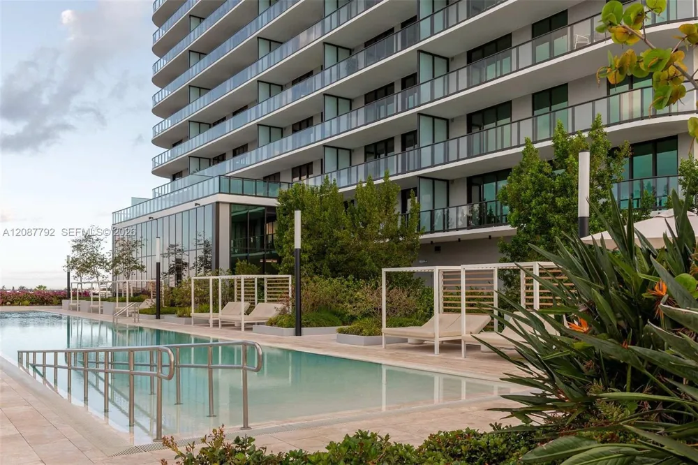 580 72 unit 1110 #1110 Miami, FL 33141