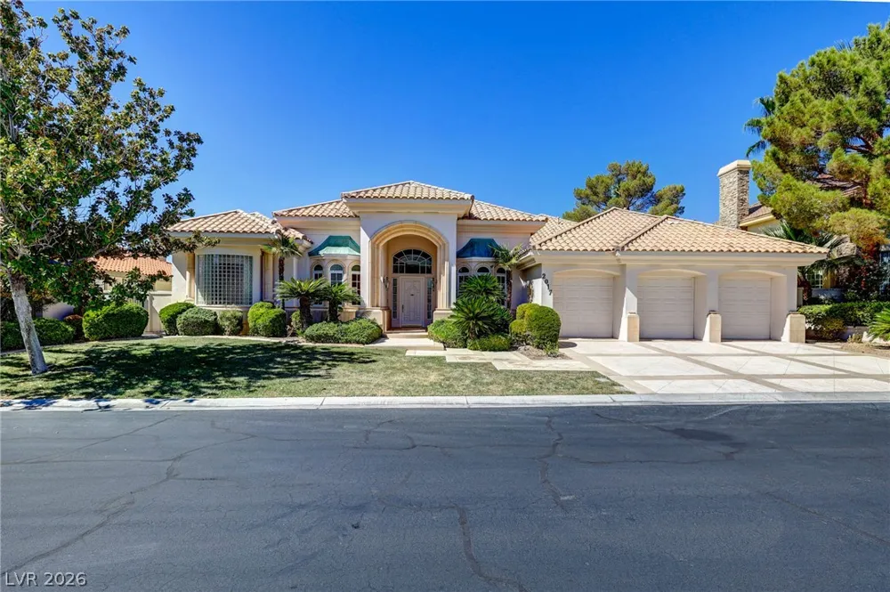 2017 Eagle Trace Way Las Vegas, NV 89117