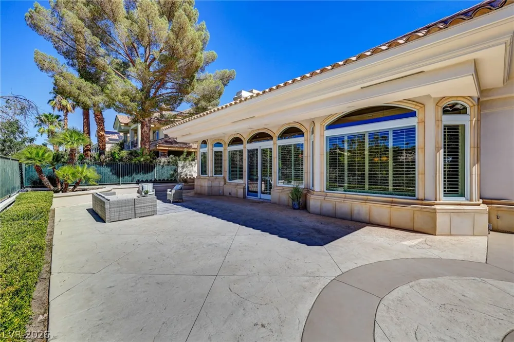 2017 Eagle Trace Way Las Vegas, NV 89117