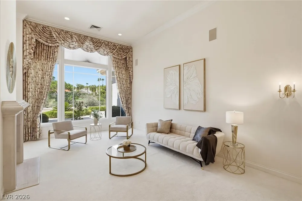 2017 Eagle Trace Way Las Vegas, NV 89117