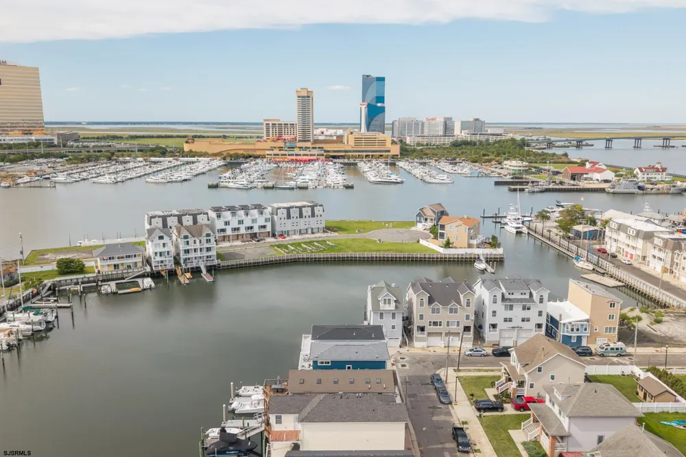 618 N Connecticut Ave Atlantic City, NJ 08401