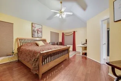6405 Creekbend Court Arlington, TX 76001