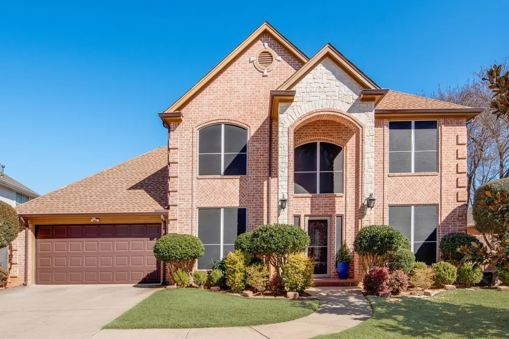 6405 Creekbend Court Arlington, TX 76001