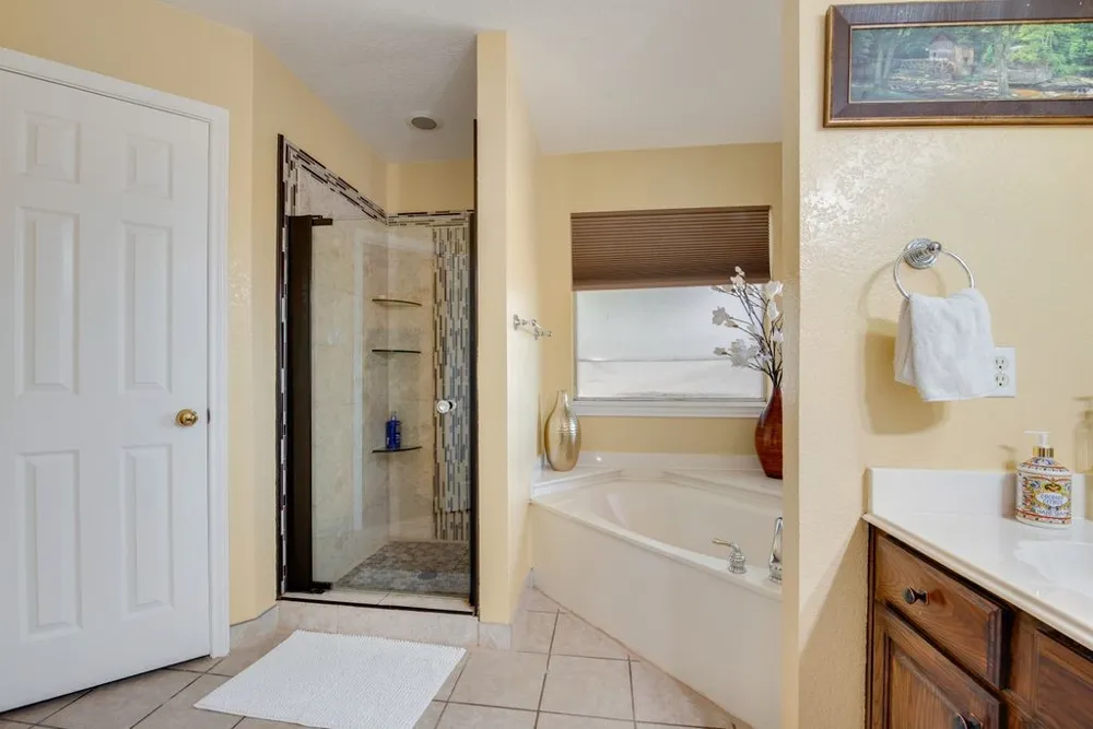 6405 Creekbend Court Arlington, TX 76001