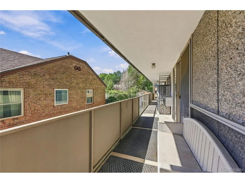 799 Dahlia Street #201 Denver, CO 80220