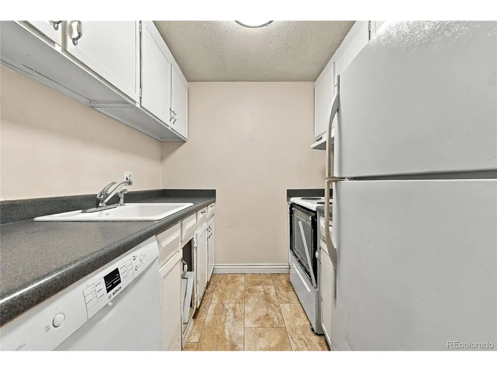799 Dahlia Street #201 Denver, CO 80220