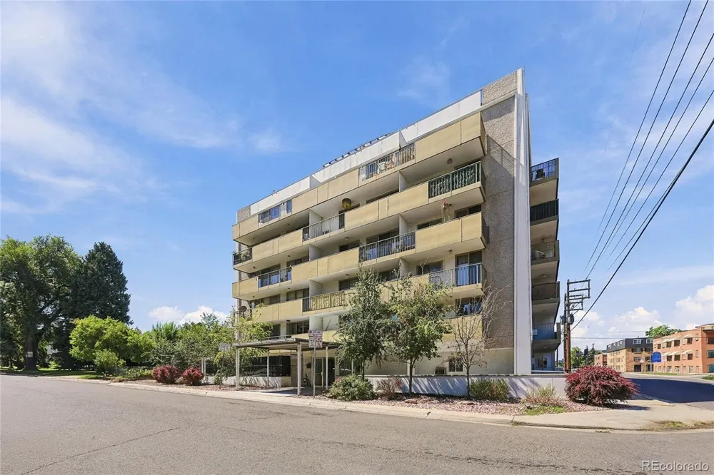 799 Dahlia Street #201 Denver, CO 80220