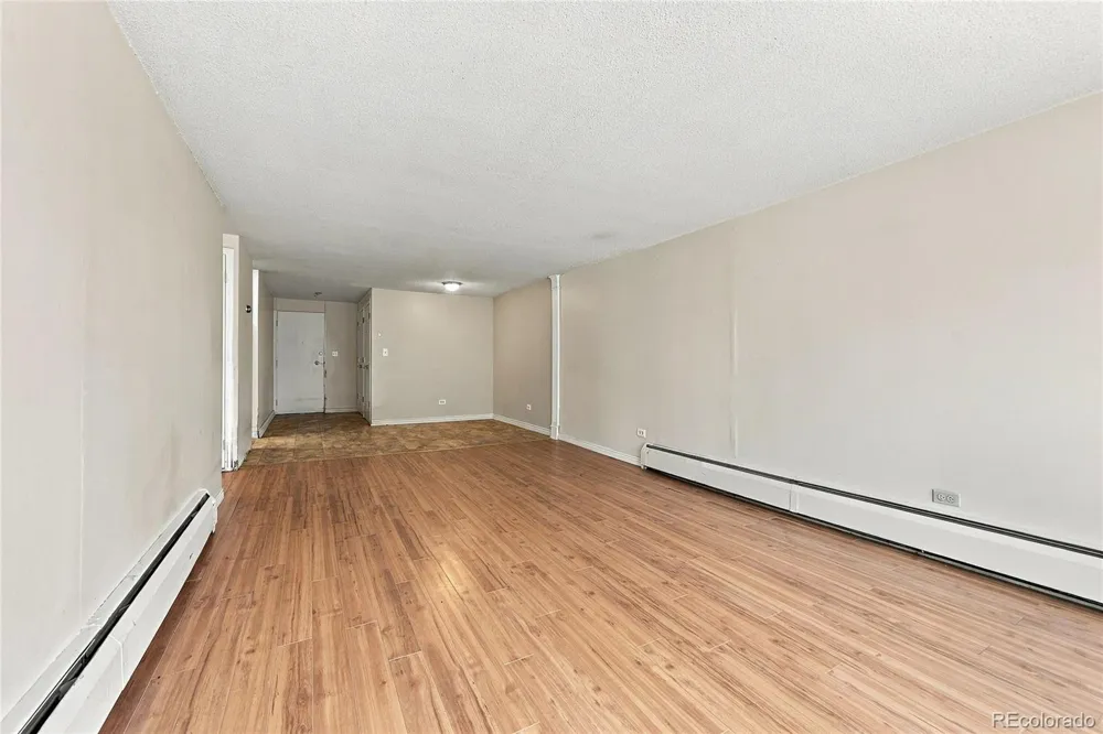 799 Dahlia Street #201 Denver, CO 80220