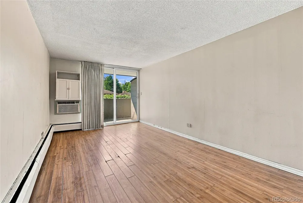 799 Dahlia Street #201 Denver, CO 80220