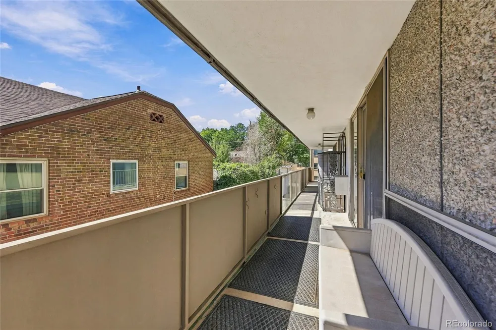 799 Dahlia Street #201 Denver, CO 80220