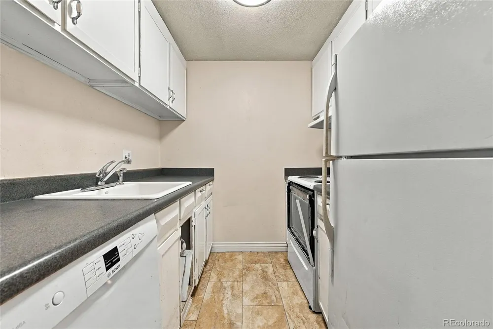 799 Dahlia Street #201 Denver, CO 80220