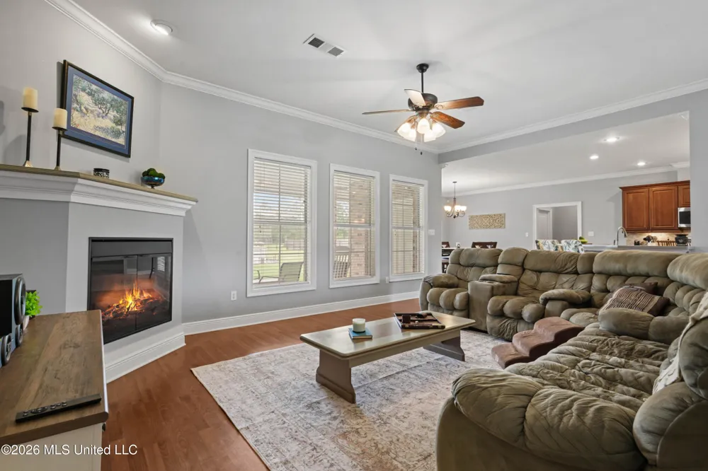 12231 E Pointe Drive Picayune, MS 39466