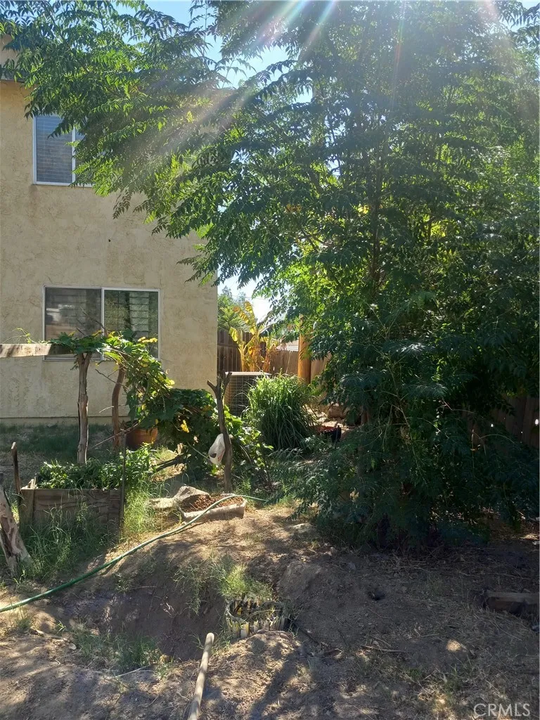 321 Park Banning, CA 92220