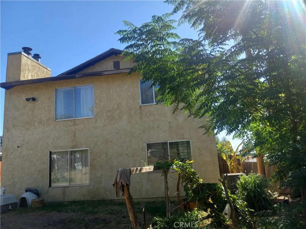 321 Park Banning, CA 92220