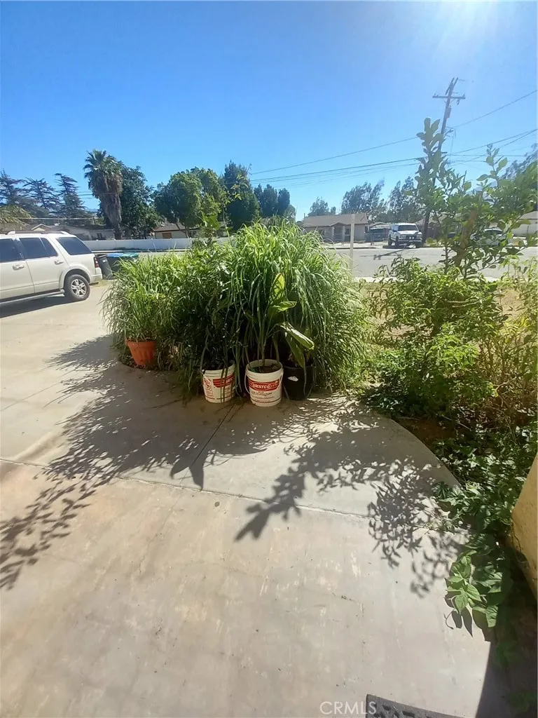 321 Park Banning, CA 92220