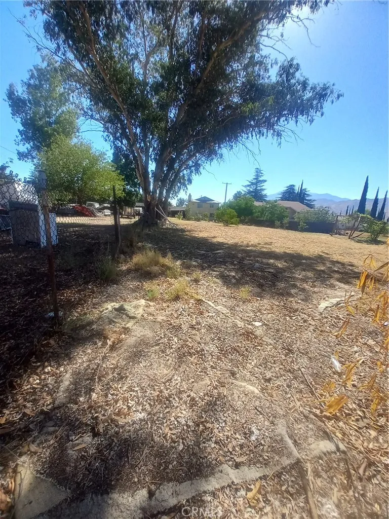 321 Park Banning, CA 92220