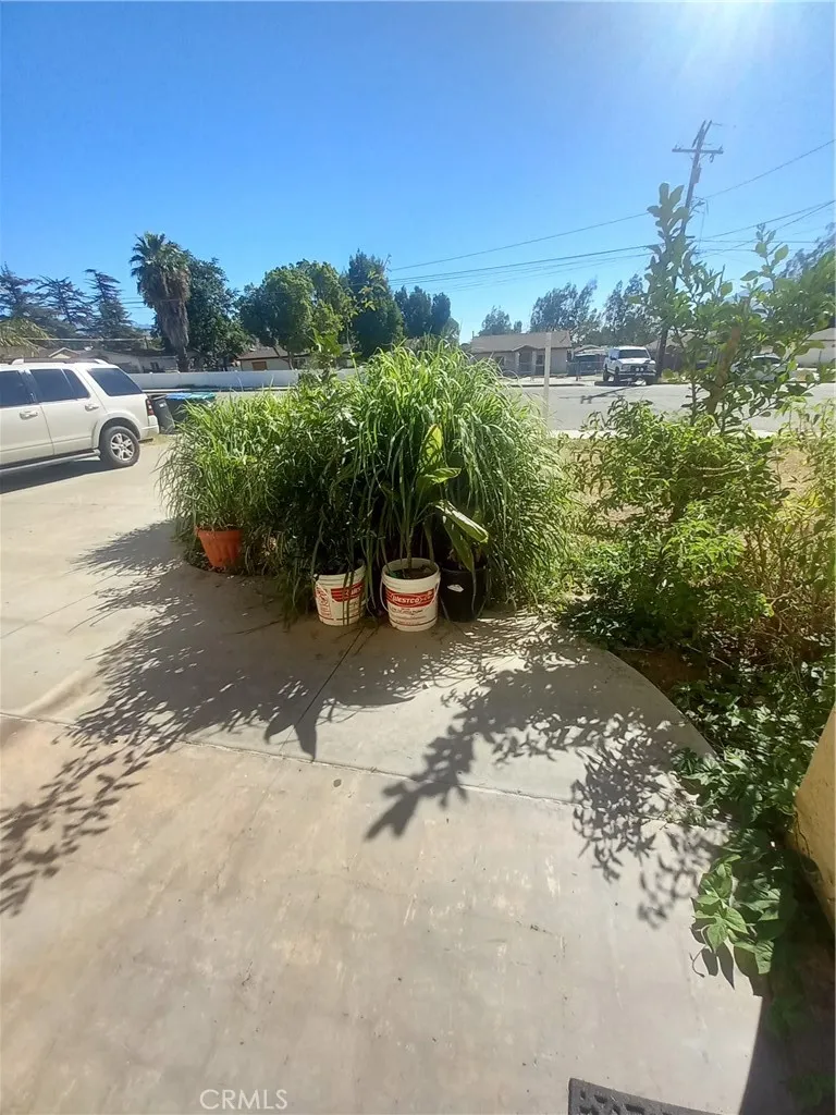 321 Park Banning, CA 92220