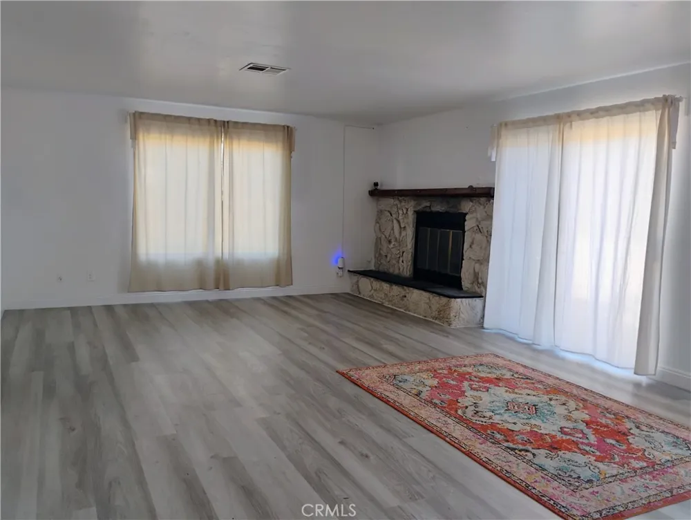 321 Park Banning, CA 92220