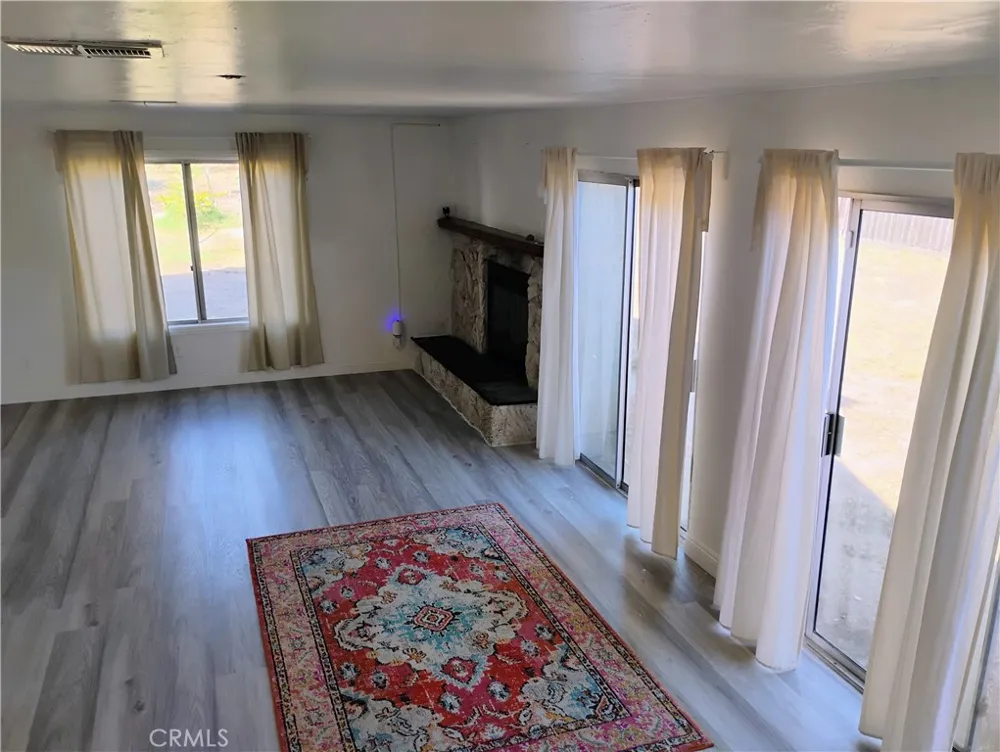 321 Park Banning, CA 92220