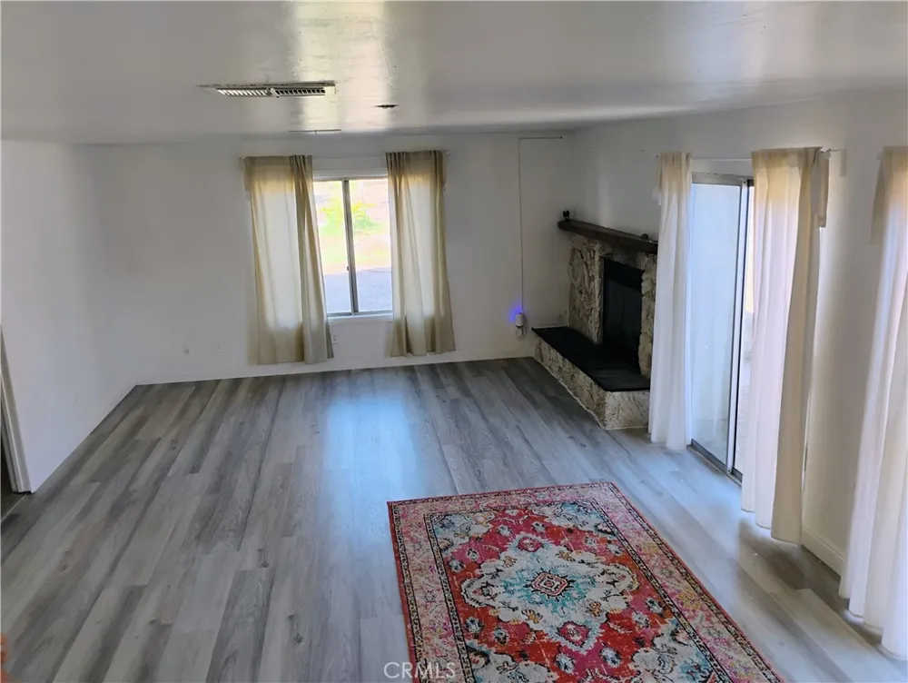 321 Park Banning, CA 92220