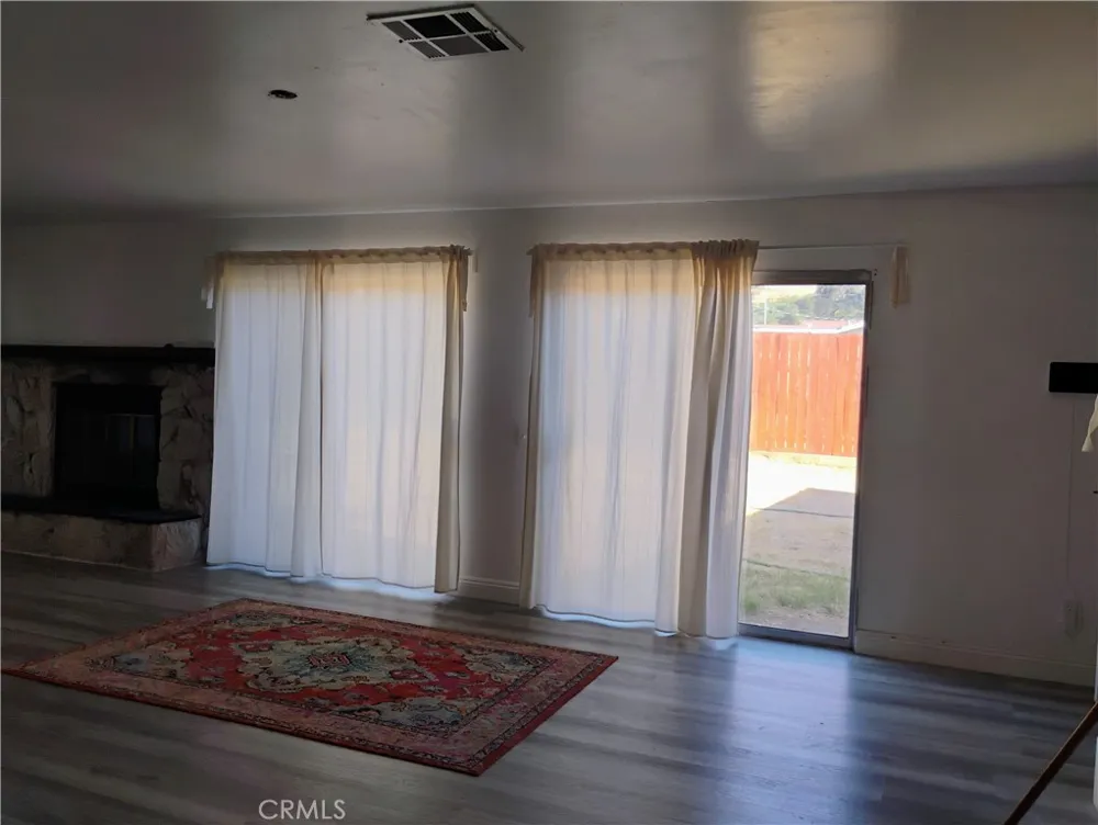 321 Park Banning, CA 92220