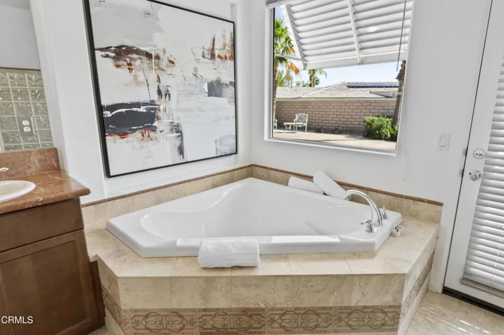 2250 Hermosa Drive Palm Springs, CA 92262