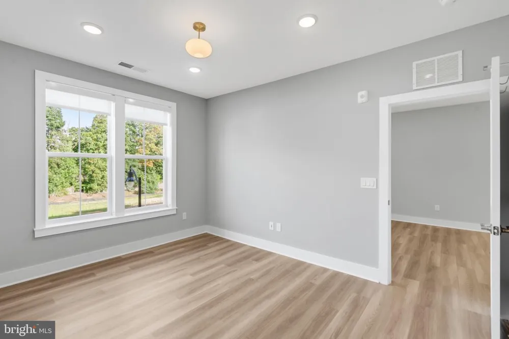 78 OLD MILL BOTTOM ROAD #209 Annapolis, MD 21409