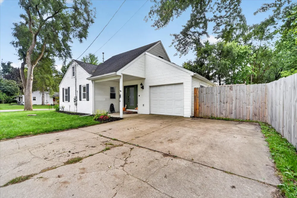 500 Hume Boulevard Lansing, MI 48917
