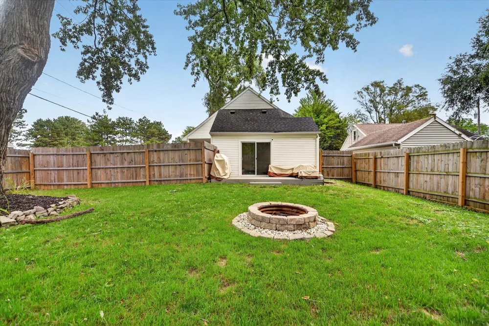 500 Hume Boulevard Lansing, MI 48917