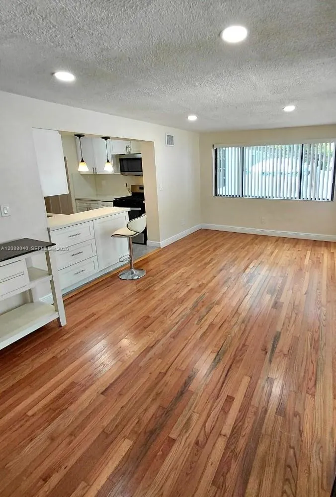 1623 Plunkett St #W Hollywood, FL 33020