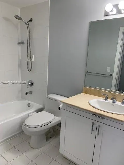 2425 SW 27th Ave #1406 Miami, FL 33145