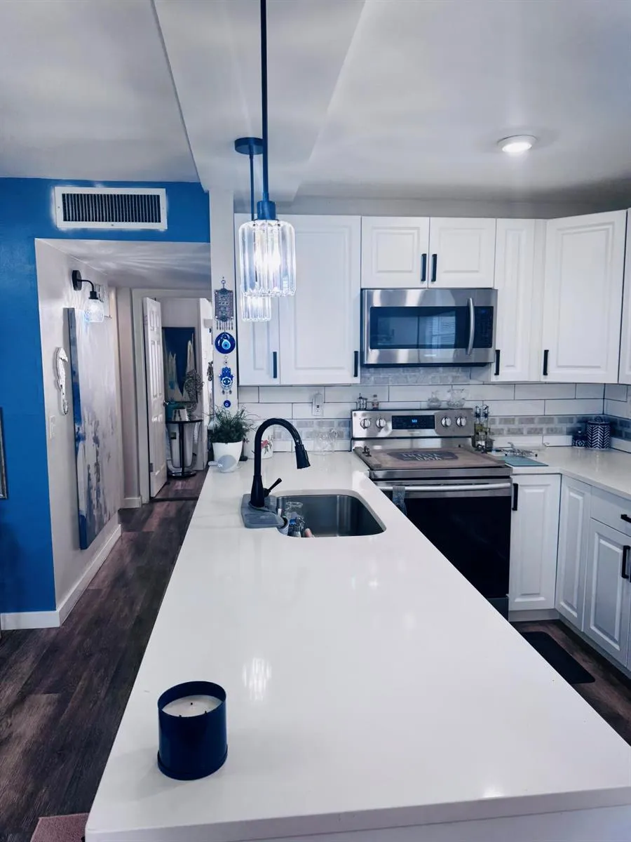390 Saxony I Way Delray Beach, FL 33446