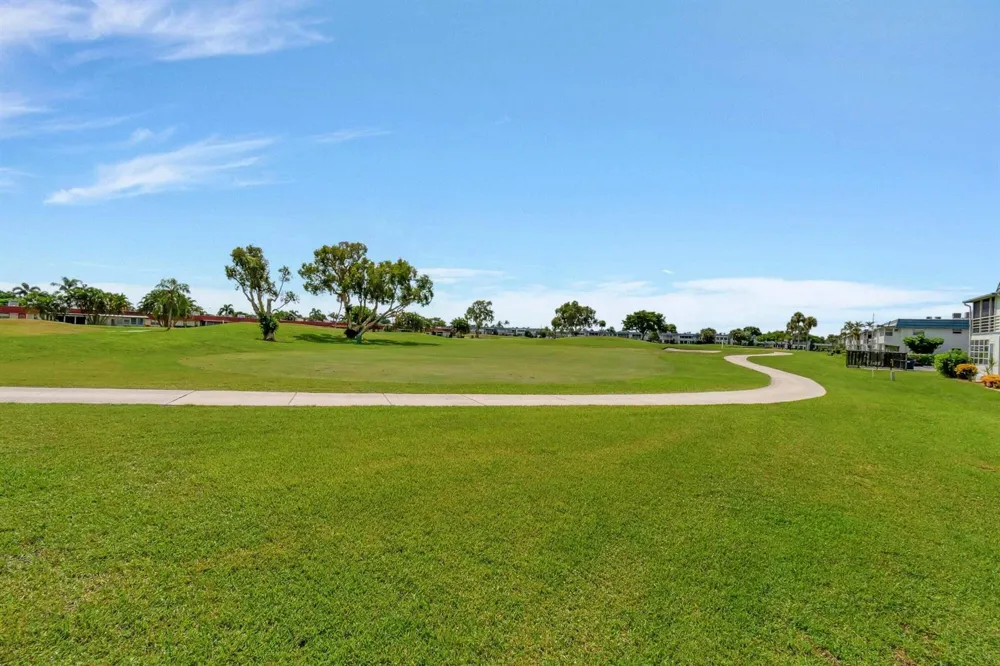 390 Saxony I Way Delray Beach, FL 33446