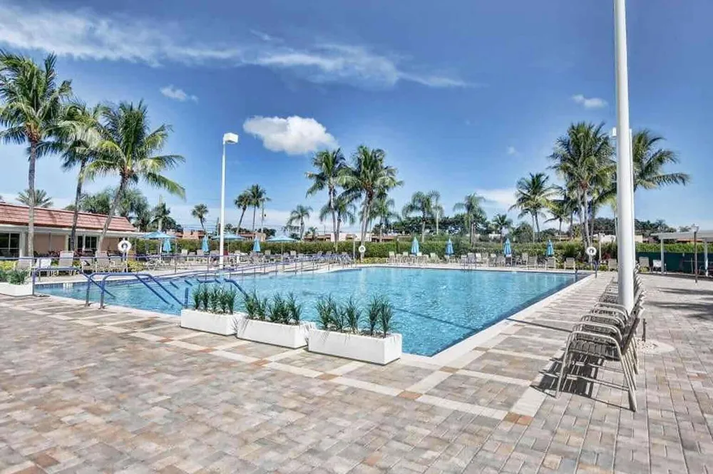 390 Saxony I Way Delray Beach, FL 33446