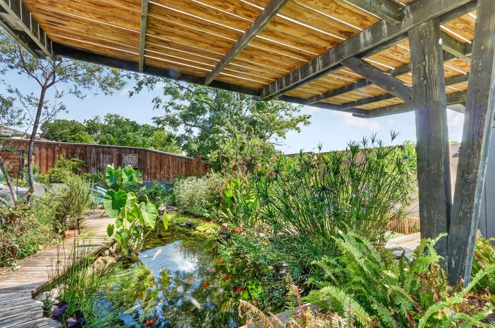 1610 Cecil Drive Carrollton, TX 75006