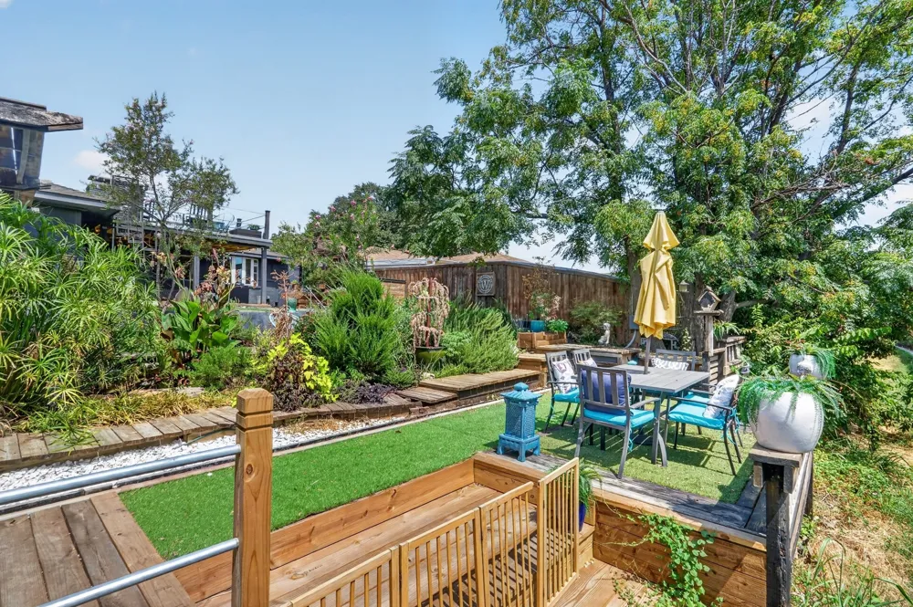 1610 Cecil Drive Carrollton, TX 75006