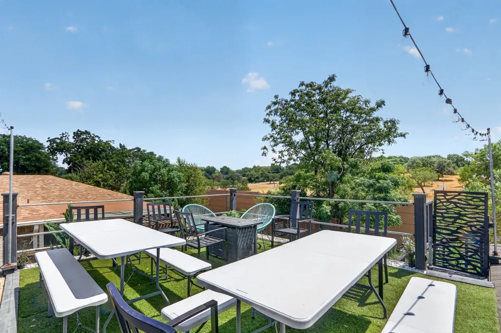 1610 Cecil Drive Carrollton, TX 75006