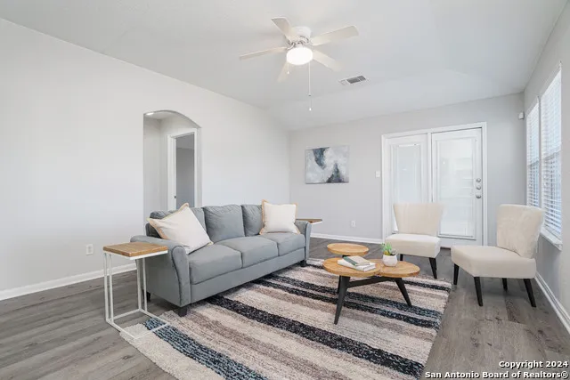 735 CORMORANT San Antonio, TX 78245