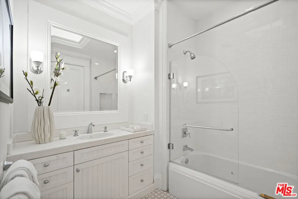 7335 Birdview Avenue Malibu, CA 90265