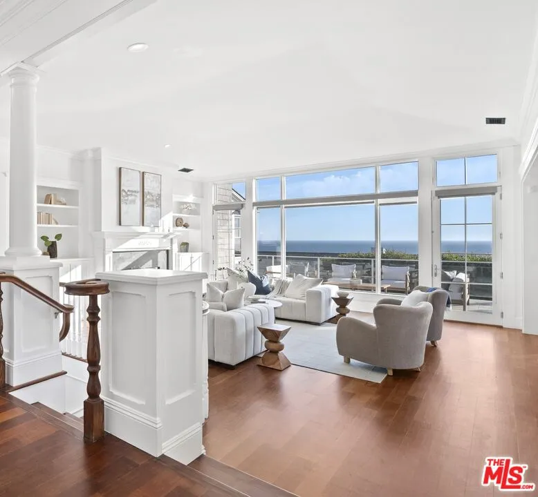 7335 Birdview Avenue Malibu, CA 90265