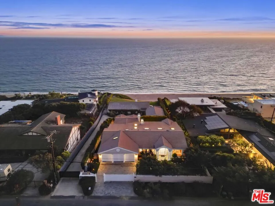 7335 Birdview Avenue Malibu, CA 90265