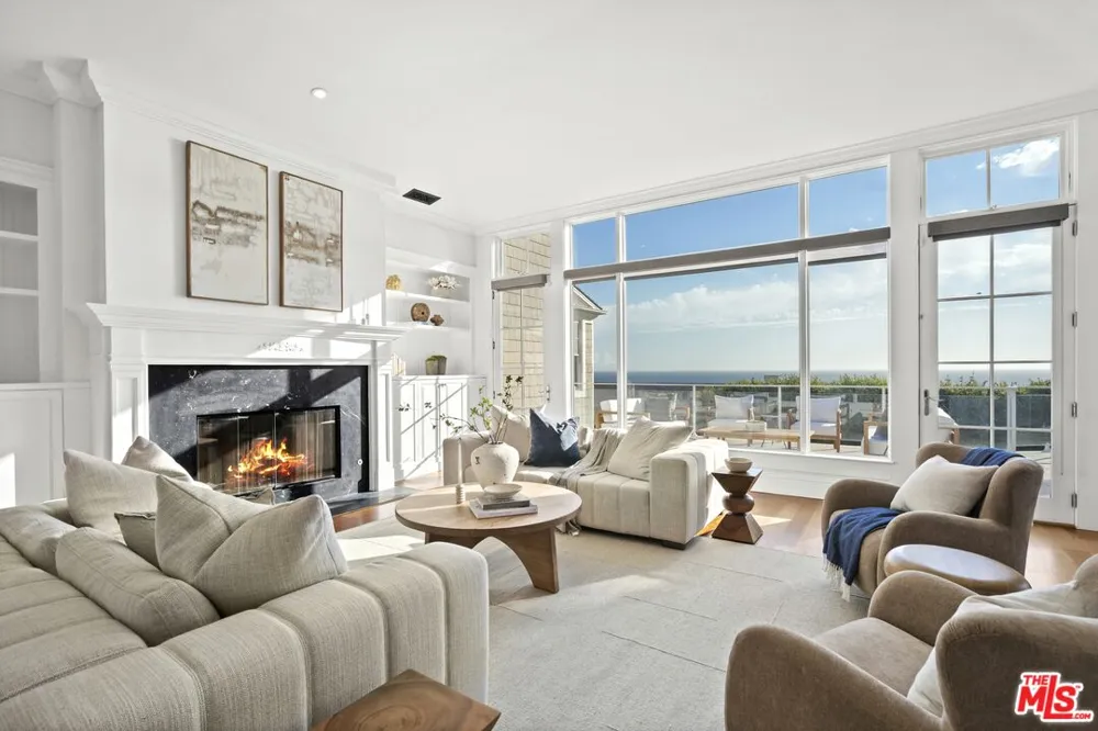7335 Birdview Avenue Malibu, CA 90265